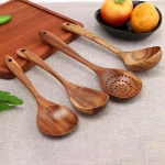 Friendly Natural Wood Tableware Spoon Ladle Turner Long Rice Colander Soup Skimmer Cooking Spoons Kitchen Tool