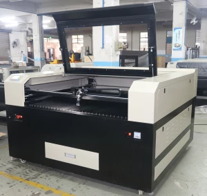 HM-T1610(CCD) Double Head Laser Machine Processing Area : 1600*1000mm Power 200W