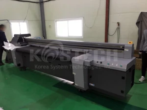 Industrial UV inkjet printer with 3 pcs of Gen5 head (width 2500mm)/ OLD STOCK CLEARANCE