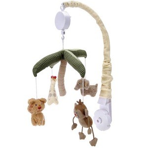 Lovely infant baby soft crib hanging animal giraffe toys rotating plush musical mobile toys for babies