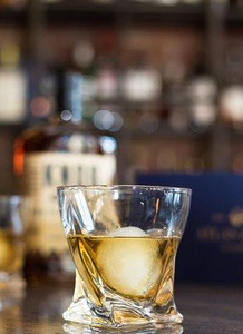 Old Fashioned Twist Whisky Glasses Lead Free Crystal Liquor tumbler