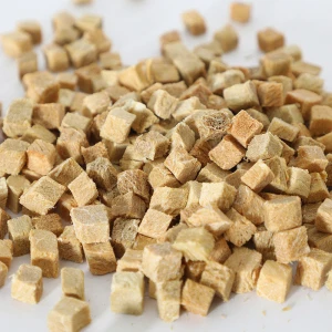 Pet Treats Freeze-Dried Beef Cubes Cat and Dog Treats Beef Cubes Reward Training Freeze-Dried Snacks