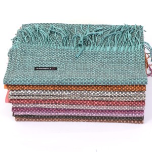RM025 Wholesale Ladies Knitted Plaid Wraps Poncho Kashmir Fringe Blanket Women Scarf Shawls