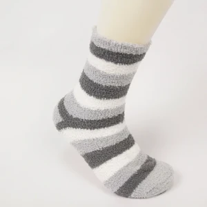 Source factory custom warm fuzzy feather yarn knitting socks for indoor sofa