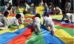 Thrilling 6FT 8Handles Children Kids Teamwork Cooperative Play Rainbow Parachute Waterproof Outdoor Game Exercise Sport Tool Toy