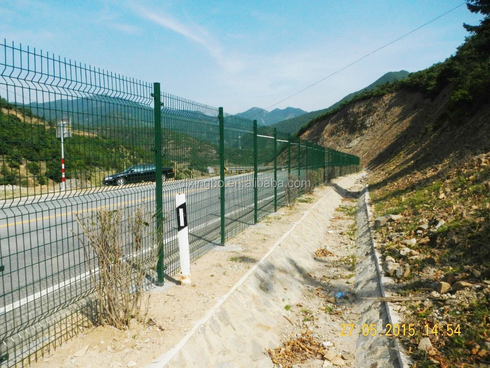 Welded Q235 Powder Coated Welded Wire Mesh Fence Panels Galvanized Steel Wire mesh Fence