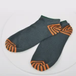 Wholesale striped wild 100 cotton comfortable ankle socks men durable socks