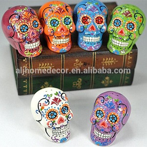 Wholesale the day of the dead  sugarskull head ceramic salt and pepper shakers holiday decoration Halloween decoration