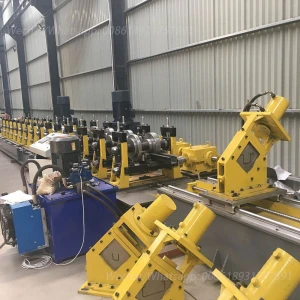 Automatic hydraulic cut steel omega profile purlin roll forming machine