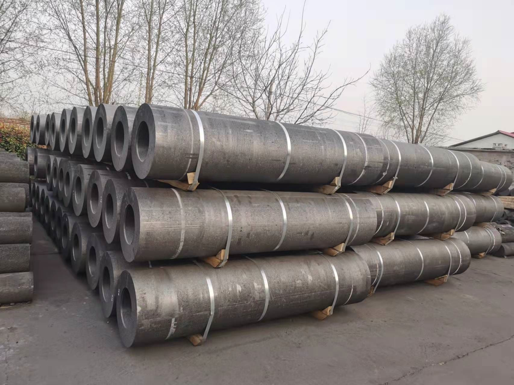Buy Graphite Electrode from Hebei Tuonai New Material Co.Ltd, China