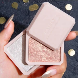 2020 Korean Cosmetics Pink Component Shimmer Cream Face Powder Makeup Contour Palette Private Label Highlighter