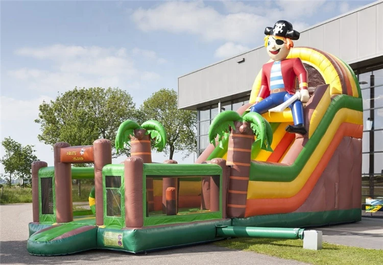 Amusement Park Captain Jack Pirate Inflatable Bouncer Slides Inflatable Race Track
