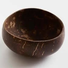 BEST SELLING ECO-FRIENDLY NATURAL COCONUT SHELL BOWL MIXING BOWL SMOOTHIE BOWL HANDMADE IN VIETNAM HOT SALE IN 2021