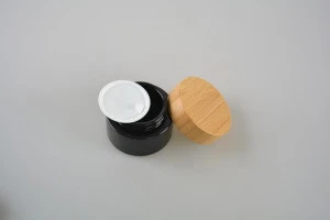 black glass cosmetic body cream jar with wood lids for skincare packaging set cosmetic glass  jars with wood lid