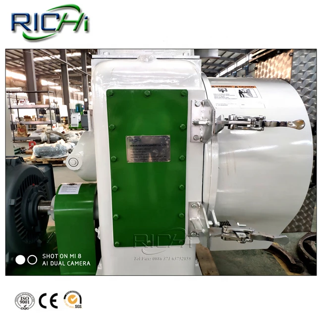 CE High Quality 160 kw Bamboo Agriculture Waste Biomass Wood Alfalfa Pellet Mill Machine