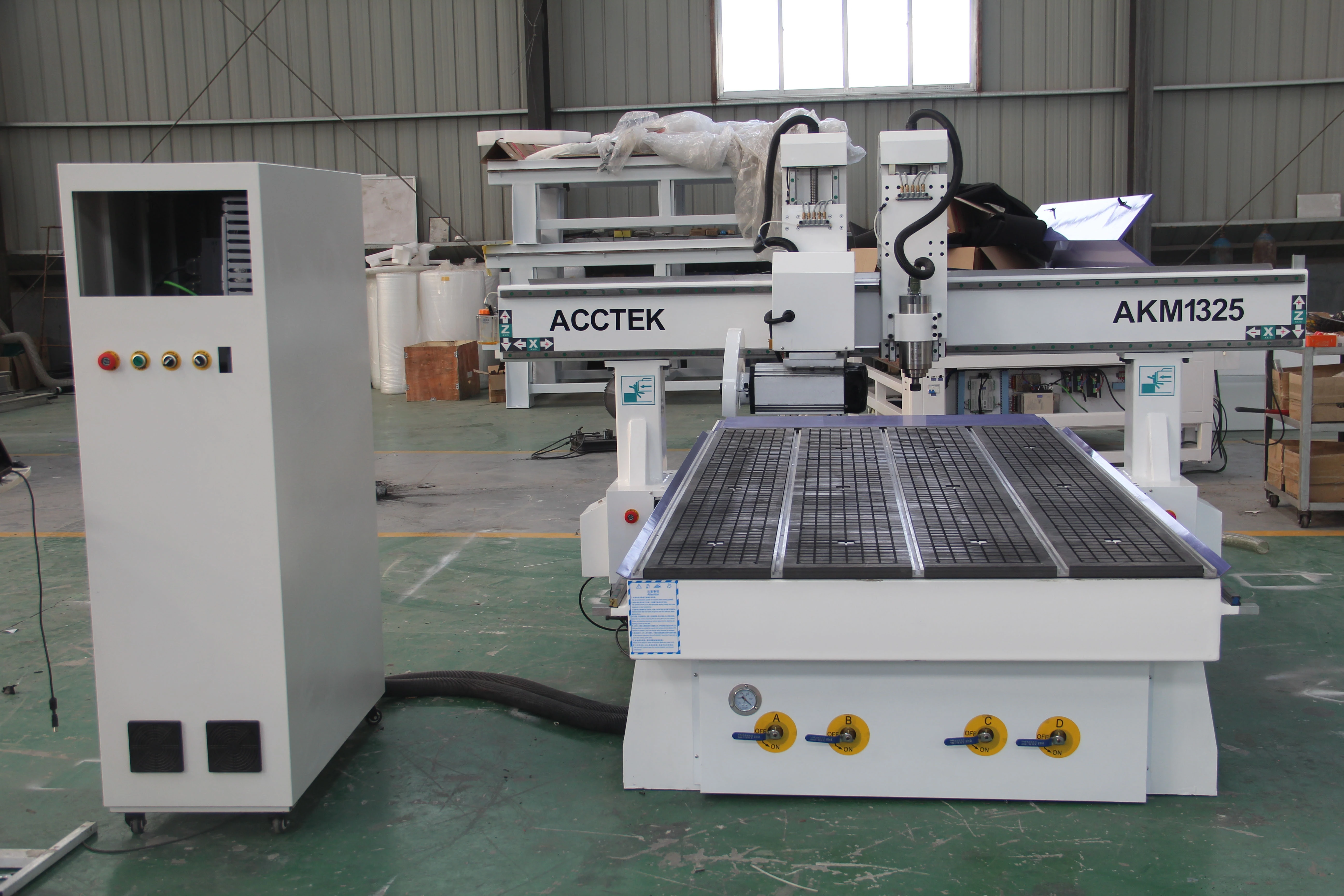 CNC Router Machine Woodworking Machinery Saw Cutting Wood Router CNC