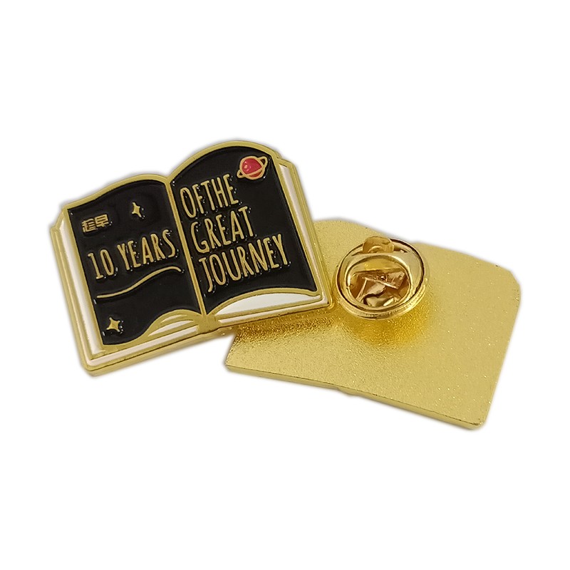 Factory price custom metal badge enamel lapel pin badge military 3D button badge