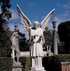 Factory price hand carved White marble religious garden statues life size garden decoration angle sculpture For Sale