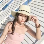 Flat top straw hats Summer Spring women's trip caps leisure pearl beach summer hat breathable fashion