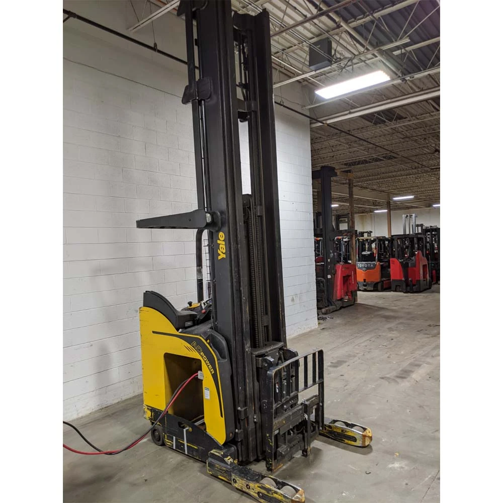 High Quality Deep Reach Narrow Isle  As Is Condition Or Refurbished Electric Stacker Made In Usa