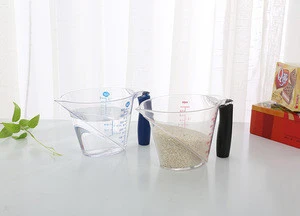 Kitchen Utensils Measuring Tools 250ml/500ml Plastic Measuring Cup with Handle