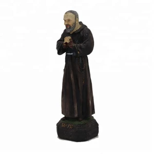 Resin Religious Catholic Saint Padre Pio Statues Souvenirs