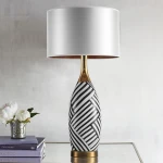 Wholesale antique nordic hotel restaurant classic retro bed side decorate luxury led bedside modern stained glass table lamp