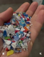 HDPE flakes