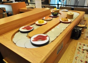Customized Rotating Sushi Conveyor Belt Machine For Restaurant