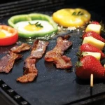 2020 Amazon Hot-Selling Non-Stick BBQ Grill Mats PTFE Heat Resistance Fireproof Charcoal BBQ Grill Mat