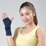 Adjustable Breathable Elastic Wrist Splint Fitted Wrist Brace Wrist Support with Aluminum Plate