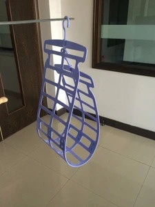 Best selling black plastic hanger,plastic cloth hanger with nice factory price