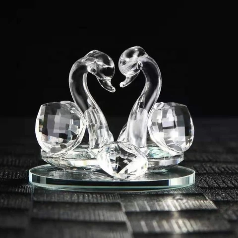 Clear Swans Crystal Wedding Gifts For Guests Wedding Souvenirs