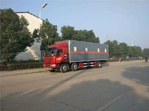 Dongfeng 6X2 Classic Flagammable Liquid Van