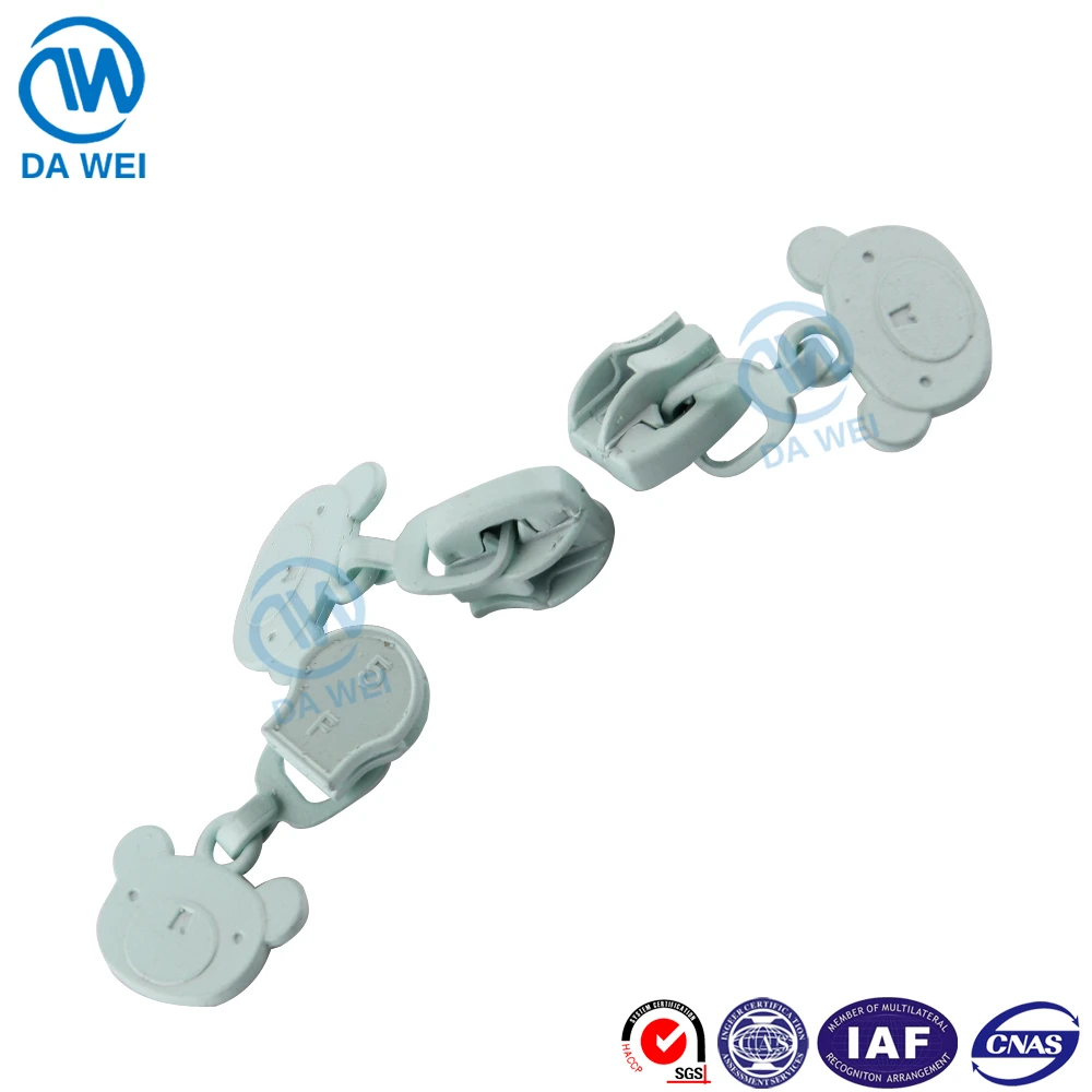 DW brand yiwu factory slider puller customer design slider pull zipper head for nylon zipper