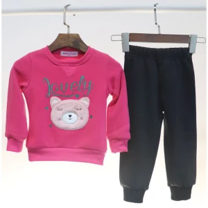 Factory price low MOQ spring fall cotton material cute bear pattern 2 piece sweater set teenage kid girl baby clothing sets
