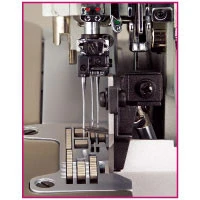 Muti-Use Kingtex UH9006 3-Needle 6-Thread Overlock Sewing Machine
