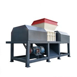Plastic recycling machine with plastic crusher