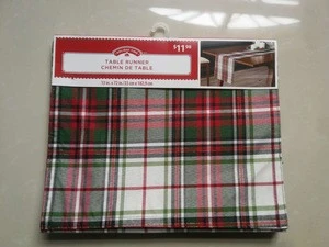 Ready to ship item small moq top quality 1%metallic yarn 99% polyester Christmas tablecloth table runner and placemat