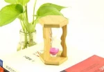 reverse flowing unique small hourglass