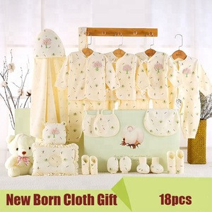 Sandro 2018 Wholesale New Born Baby Clothing Gift Set