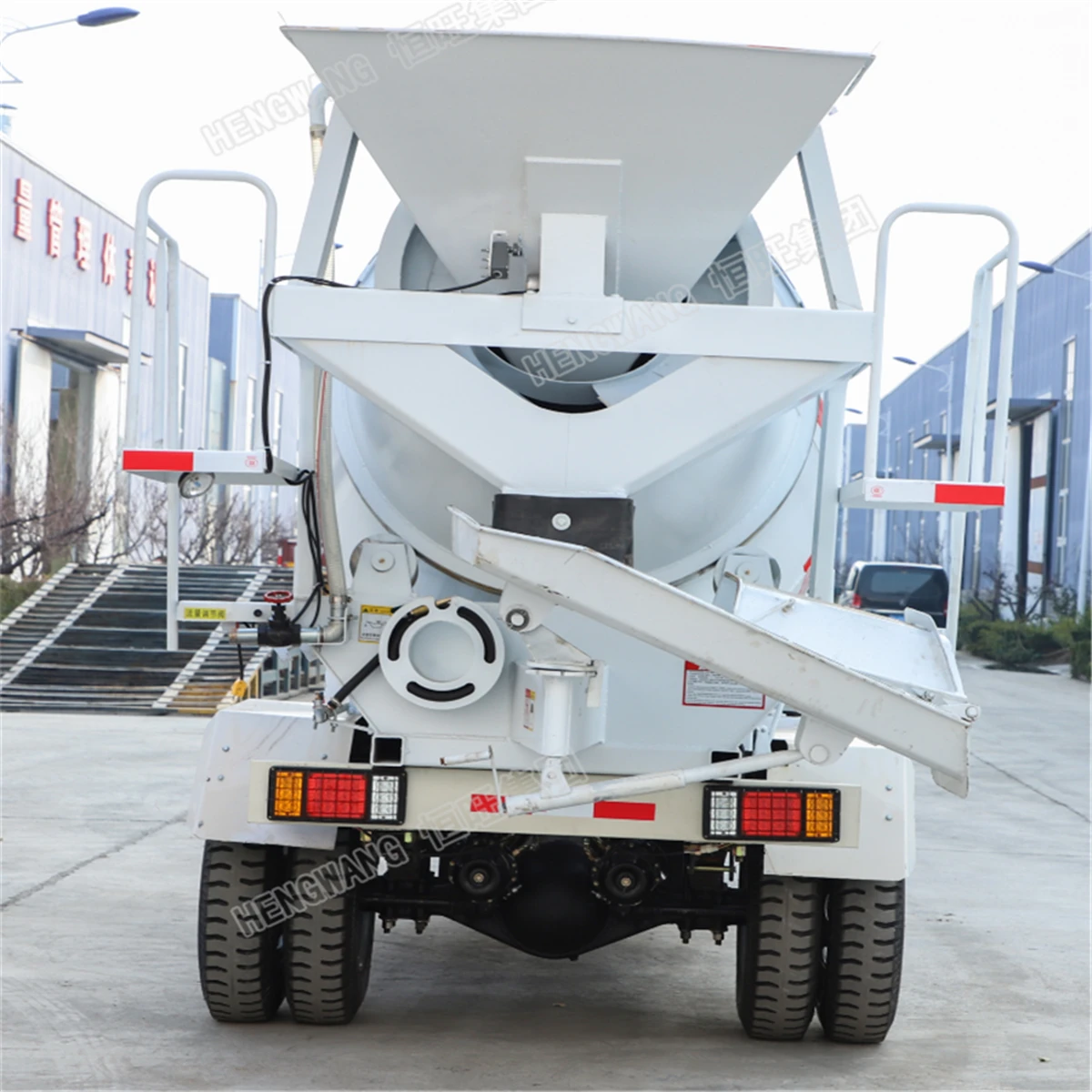 Tricycle Electric Truck Mounted Concrete Mixer