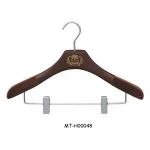 ward wood suit hanger with trousers clips