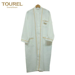 Wholesale Hot Sale 100% Cotton Luxury Hotel Bathrobe For Women And Man