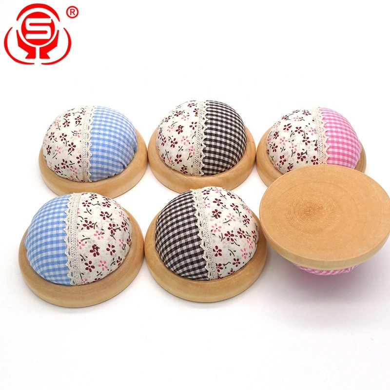 Wholesale Small Mixed Color Cute Pin Cushion With Wooden Pallets for Needlework