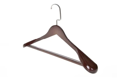 Wider Shoulder Wooden Hanger with Anti-Slip Strip on Bar
