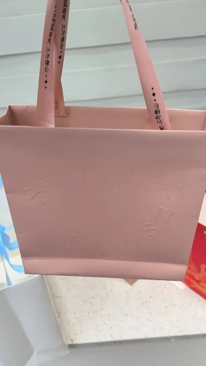 Stylish Lightweight Packaging Bags