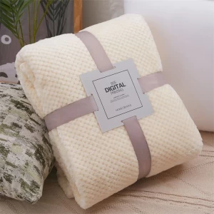Nap blanket in stock thickened pineapple flannel blanket coral velvet sofa blanket air conditioning blanket