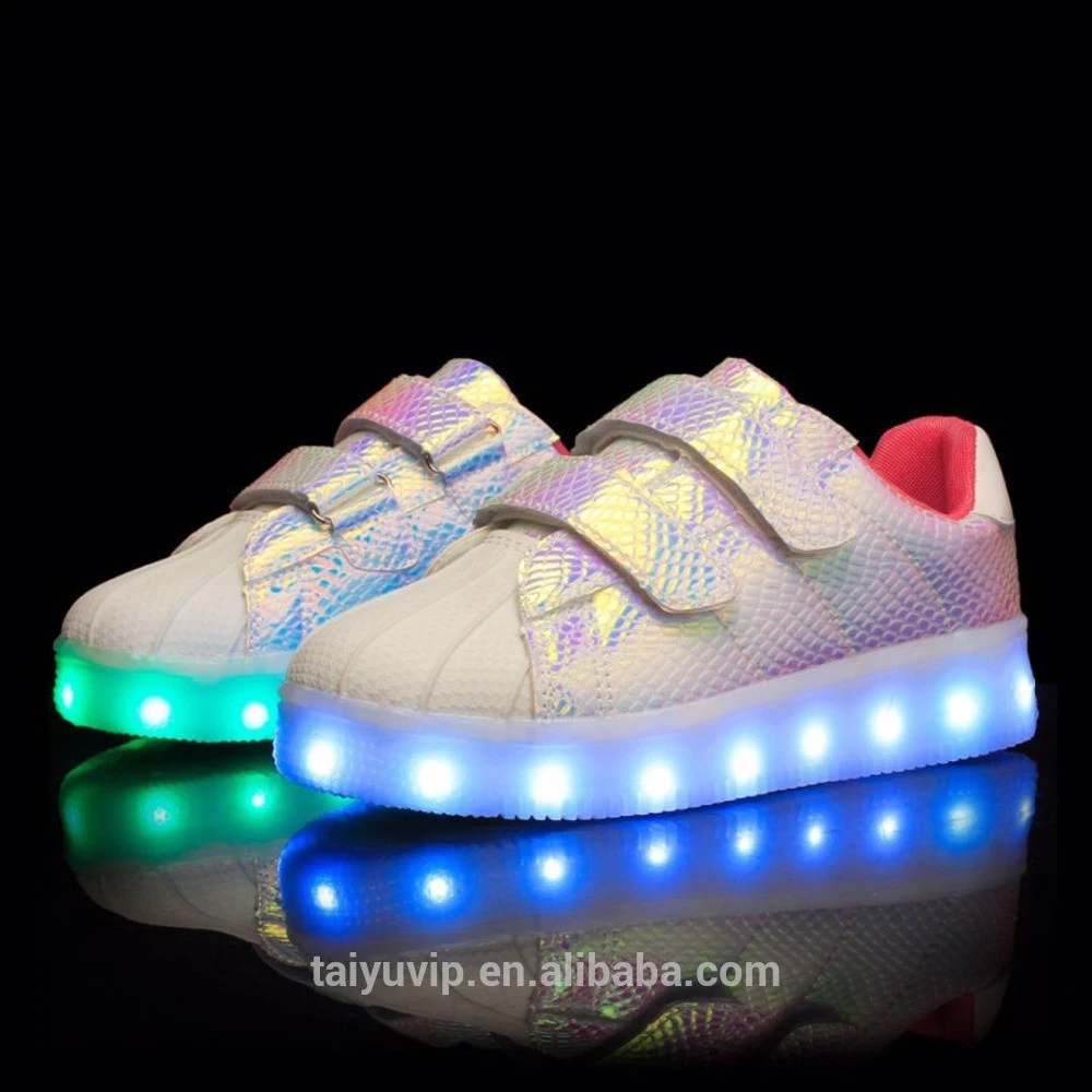 2018 Hot Selling High Quality Casual Shoes kids Light Up led shoes children