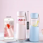 2021 hot sale new fashion sample Eco friendly food grade custom unbreakable glass water bottle with silicone sleeve